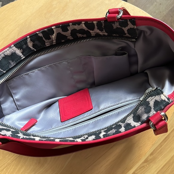 NWOT Coach Ocelot Print Carrie Tote & Wallet Set - Picture 4 of 10